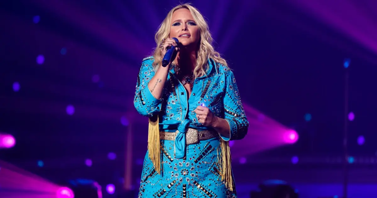 what to wear to a miranda lambert concert